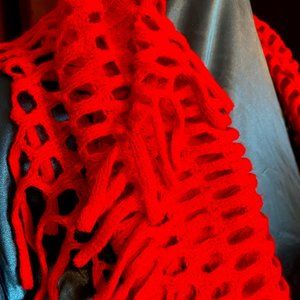 Blue Pacific cashmere & lambswool infinity scarf - Lipstick Red